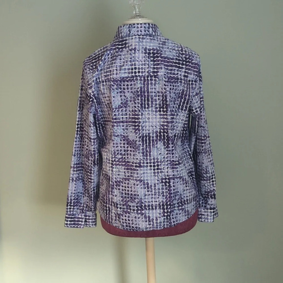 Chico's Blue Violet Dot Blouse, US 2 - Picture 3 of 6